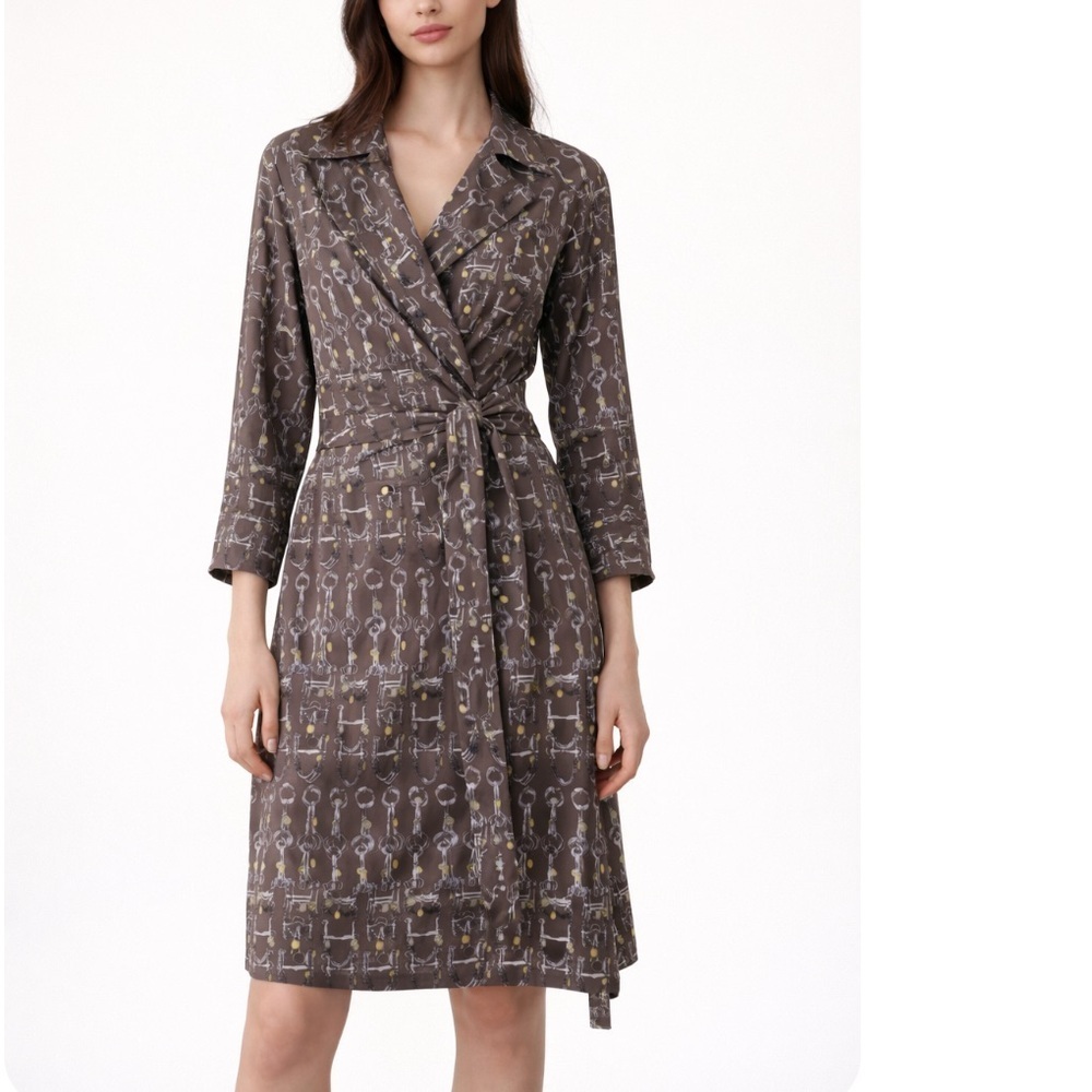 Samantha Sung Audrey horsebit chain print Wrap Midi Dress Size 8 - 41994